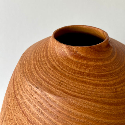 Large carob vessel 4