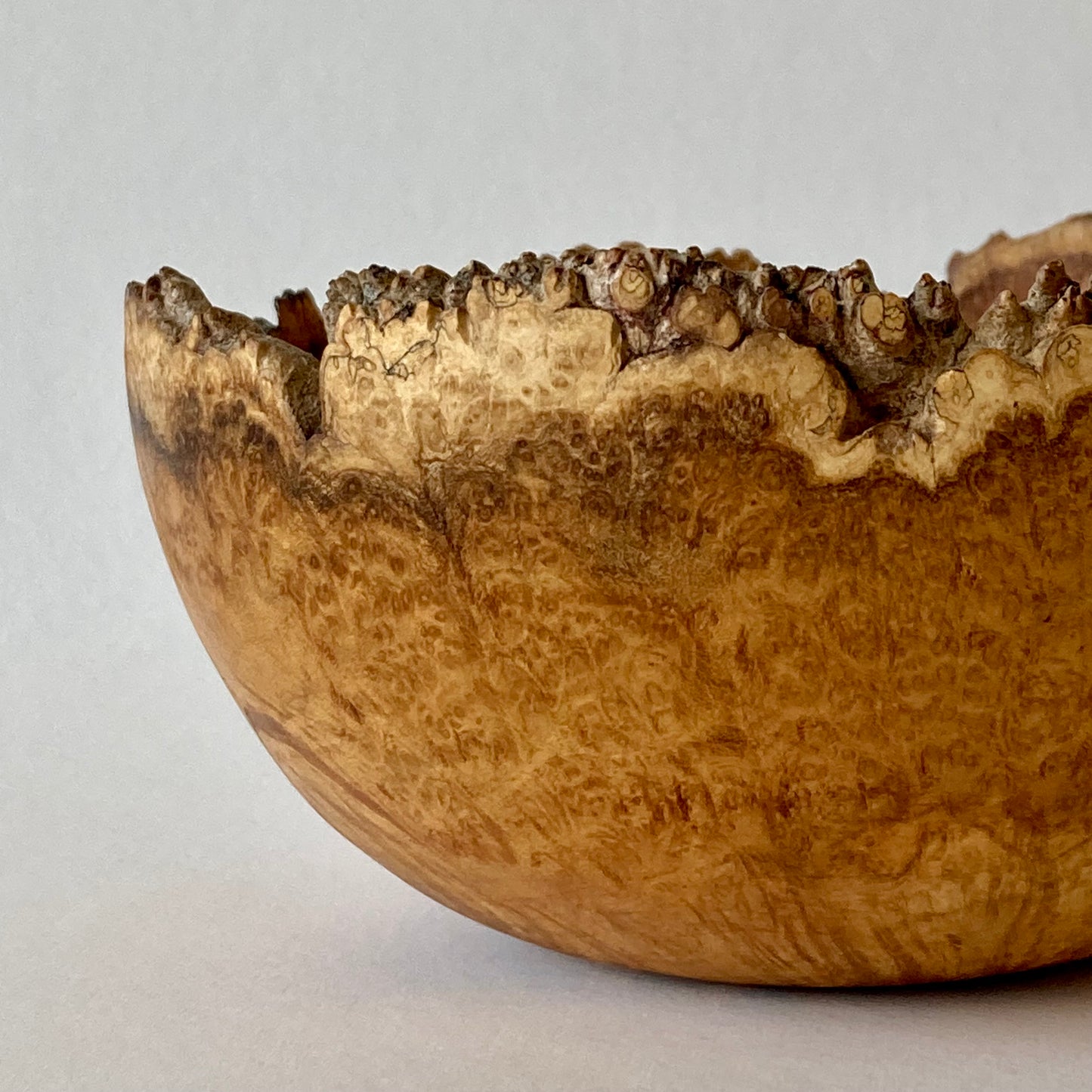 Small acacia bowl 1